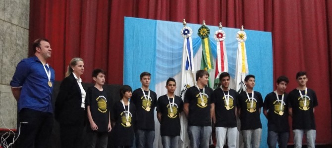 BASQUETEBOL DO COLÉGIO SÃO JOSÉ É PREMIADO