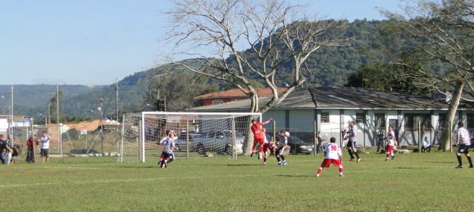 VÍDEO – NAS PENALIDADES MÁXIMAS IPIRANGA VENCE E VAI À FINAL DO VARZEANO VÍDEO – NAS PENALIDADES MÁXIMAS IPIRANGA VENCE E VAI À FINAL DO VARZEANO