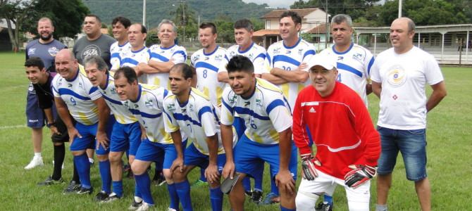 AMISTOSO DE FUTEBOL EM SÃO CRISTÓVÃO