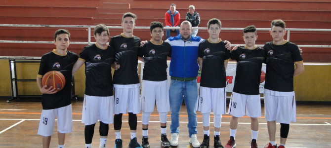 PORTO UNIÃO VENCEU NO BASKETBALL SUB 15 MASCULINO