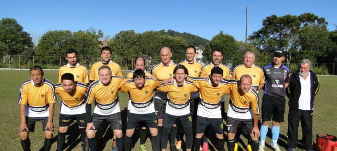 ZOOFER SOFREU NOVO REVÉS NA VILA FAMOSA