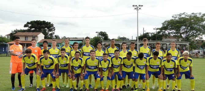 ENFIM, A PANTERA AZUL DOURADA ENTROU EM CAMPO