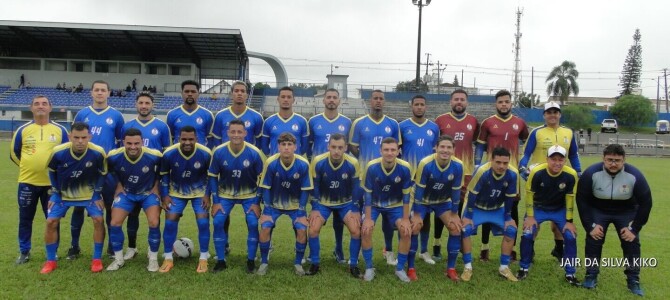 EM PORFIA TREINO, IGUAÇU DE UNIÃO DA VITÓRIA, SE APRESENTOU EM SÃO JOSÉ DOS PINHAIS.