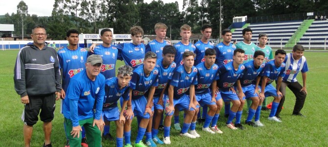 EM PORTO UNIÃO-SC, PELO SUB 17,O FUTEBOL CLUBE DO PORTO TRIUNFOU.