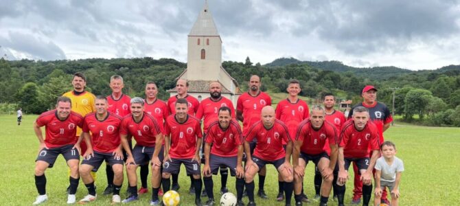 CLUBE ATLÉTICO FERRARIA EXCURSIONOU NA LOCALIDADE DO MARATÁ