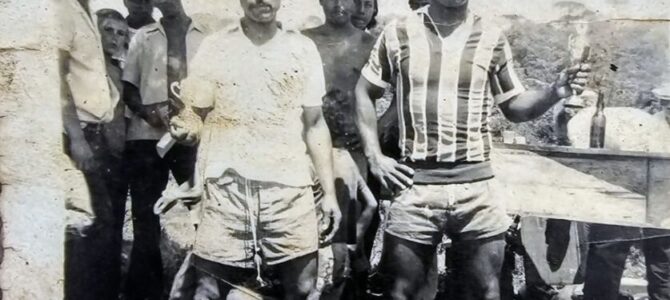 DESDE OS IDOS, COMO SEMPRE, O CAPOTÃO CUMPRIA A SUA PARTE – SOCIALIZAVA.