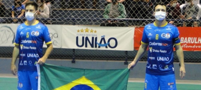 ACAU/IGUAÇU/BAHNIUK FUTSAL VENCEU EM PAIÇANDU E FICOU EM SEGUNDO LUGAR NA SUA CHAVE