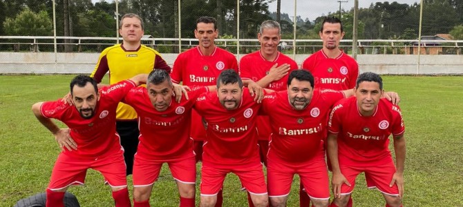 PRIMEIRA RODADA DO CERTAME DE FUTEBOL SETE DO BOTAFOGO DE PAULA FREITAS-PR