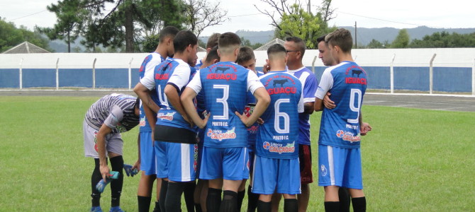 PELO CATARINENSE FUTEBOL CLUBE DO PORTO PERDEU EM CRICIÚMA