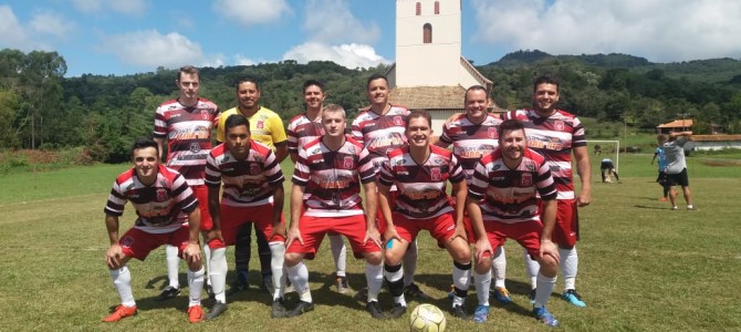 COMUNIDADE DO MARATÁ E INTERIOR DE PORTO UNIÃO-SC EM DIA DE GALA.