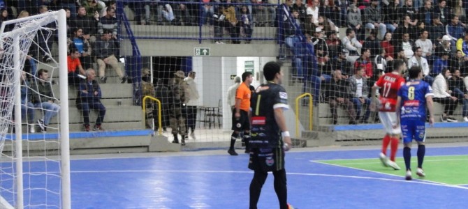 ACAU DE UNIÃO DA VITÓRIA PERDEU A SEGUNDA NO CERTAME PARANAENSE DE FUTSAL.