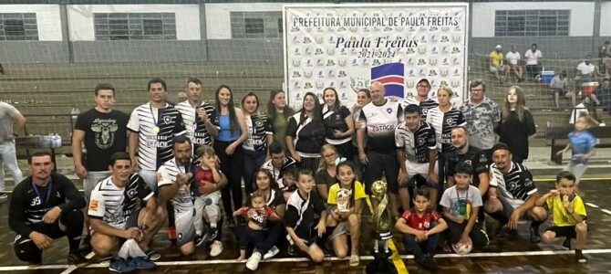 BOTAFOGO DE PAULA FREITAS ESTÁ EM FESTA – LEVANTOU MAIS UM CANECO.