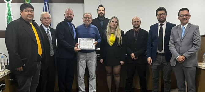 MOÇÃO DE APLAUSOS E CONGRATULAÇÕES – CRAQUE KIKO É HOMENAGEADO NA CÂMARA MUNICIPAL DE UNIÃO DA VITÓRIA-PR