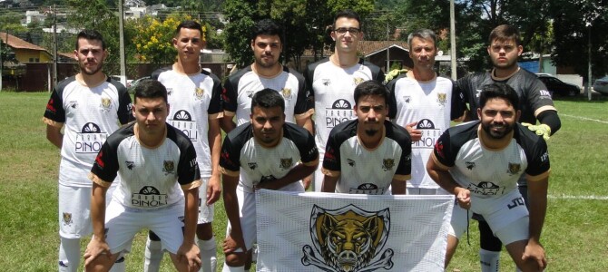 NO CAMPO DO ESCURINHO EM PORTO UNIÃO-SC, AS REDES FORAM BALANÇADAS MUITAS VEZES.