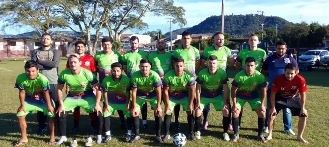 EM UNIÃO DA VITÓRIA-PR, COPA CRAQUE KIKO TEVE A LARGADA NA CATEGORIA LIVRE.