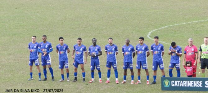 EM PRÉLIO DOS DESESPERADOS O BALÃO ROLOU NO ESTÁDIO ARMANDO SARTI – CATARINENSE DA SÉRIE “B”