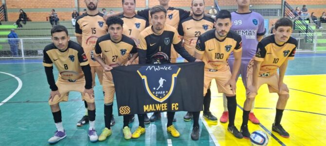 ROLOU NOVAMENTE O BALÃO DE COURO NO CASCUDÃO