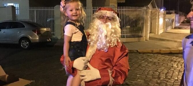 ELE NUNCA MAIS QUER SER PAPAI NOEL
