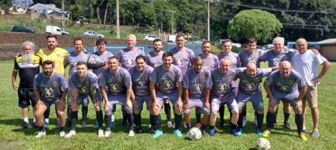 ZOOFER – ZOOLÓGICO DO FERROVIÁRIO NO SUDOESTE DA TERRA DAS ARAUCÁRIAS ZOOFER – ZOOLÓGICO DO FERROVIÁRIO NO SUDOESTE DA TERRA DAS ARAUCÁRIAS