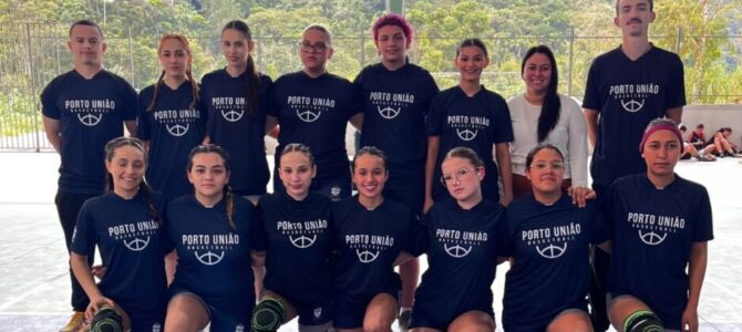 BASKETBALL FEMININO DE PORTO UNIÃO ESTREOU COM O PÉ DIREITO NA OLESC.